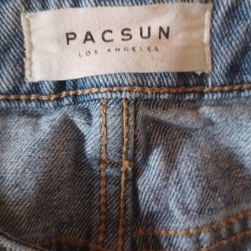 PACSUN lightwash Mom jeans. Size 28.Great used condition,  no flaws. - Picture 9 of 13